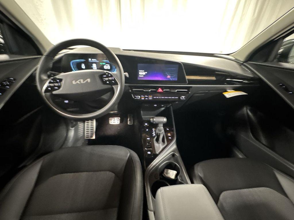 new 2025 Kia Niro car, priced at $32,752