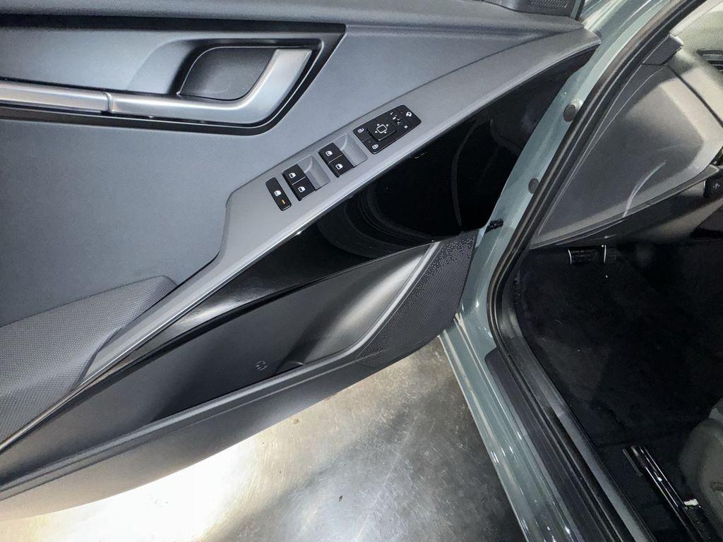 new 2025 Kia Niro car, priced at $32,752