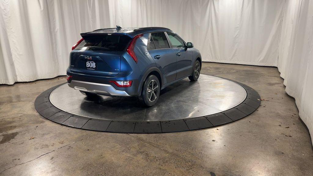 new 2025 Kia Niro car, priced at $29,892