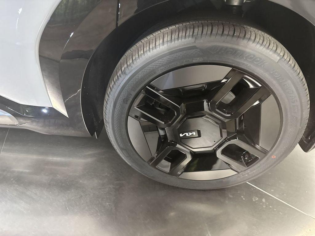 new 2026 Kia EV9 car, priced at $68,257