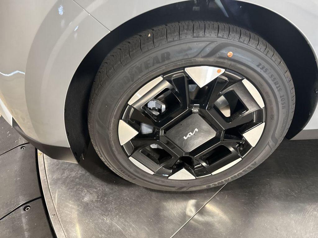 new 2026 Kia Carnival car, priced at $42,951