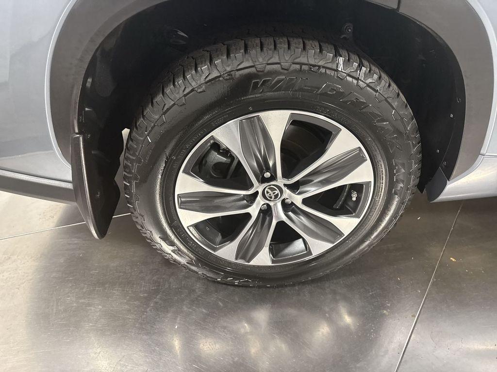 used 2021 Toyota Highlander car, priced at $26,684