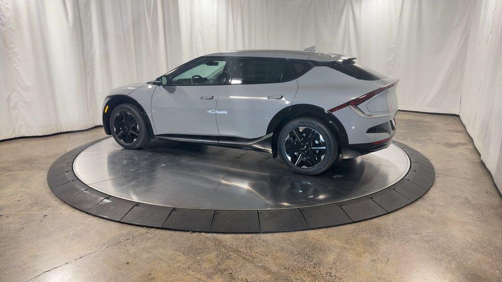 new 2025 Kia EV6 car, priced at $51,694