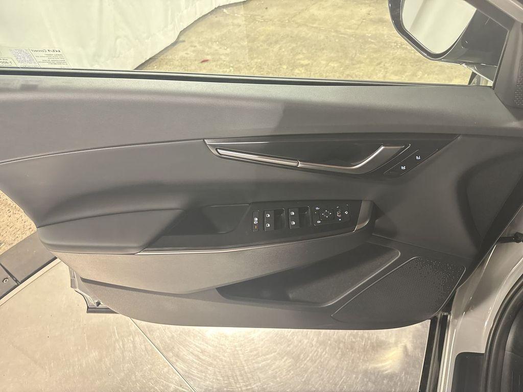 new 2025 Kia EV6 car, priced at $51,694