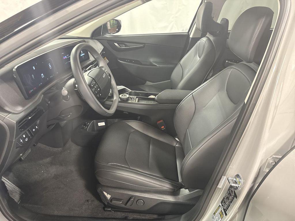 new 2025 Kia EV6 car, priced at $51,694