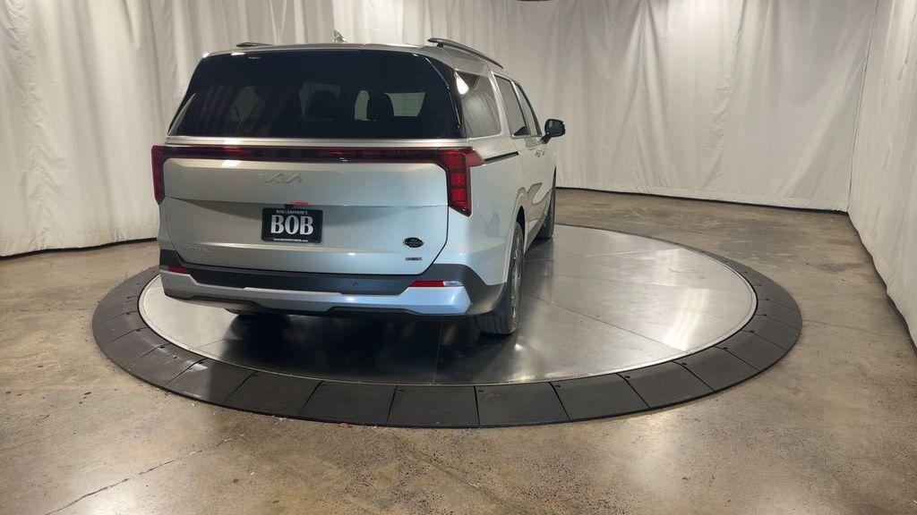new 2026 Kia Carnival car, priced at $44,852