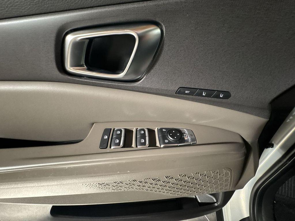 new 2026 Kia Carnival car, priced at $44,852