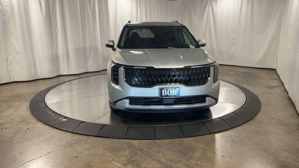 new 2026 Kia Carnival Hybrid car, priced at $44,852