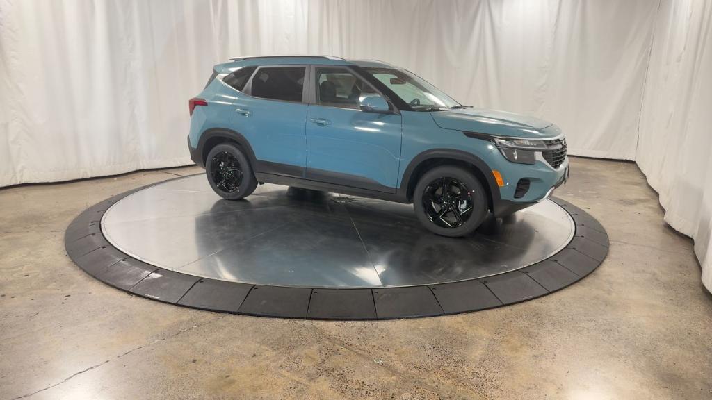 new 2026 Kia Seltos car, priced at $30,890