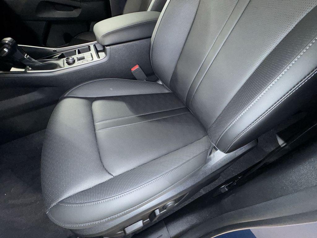 new 2025 Kia Sorento car, priced at $42,312