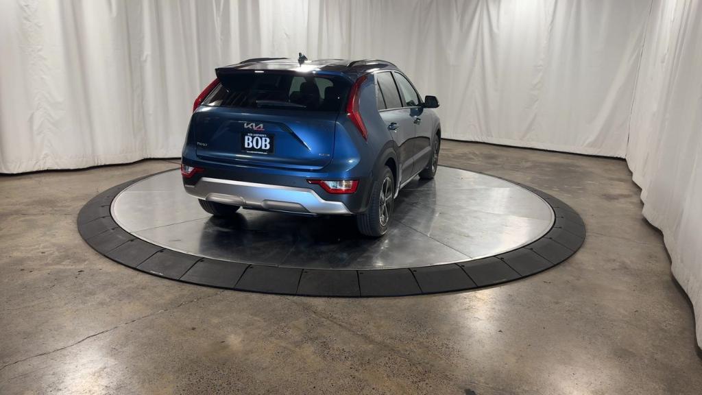 new 2025 Kia Niro Plug-In Hybrid car, priced at $36,021