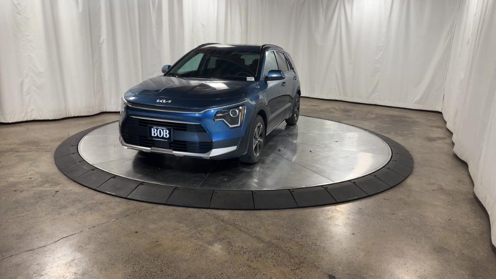 new 2025 Kia Niro Plug-In Hybrid car, priced at $36,021