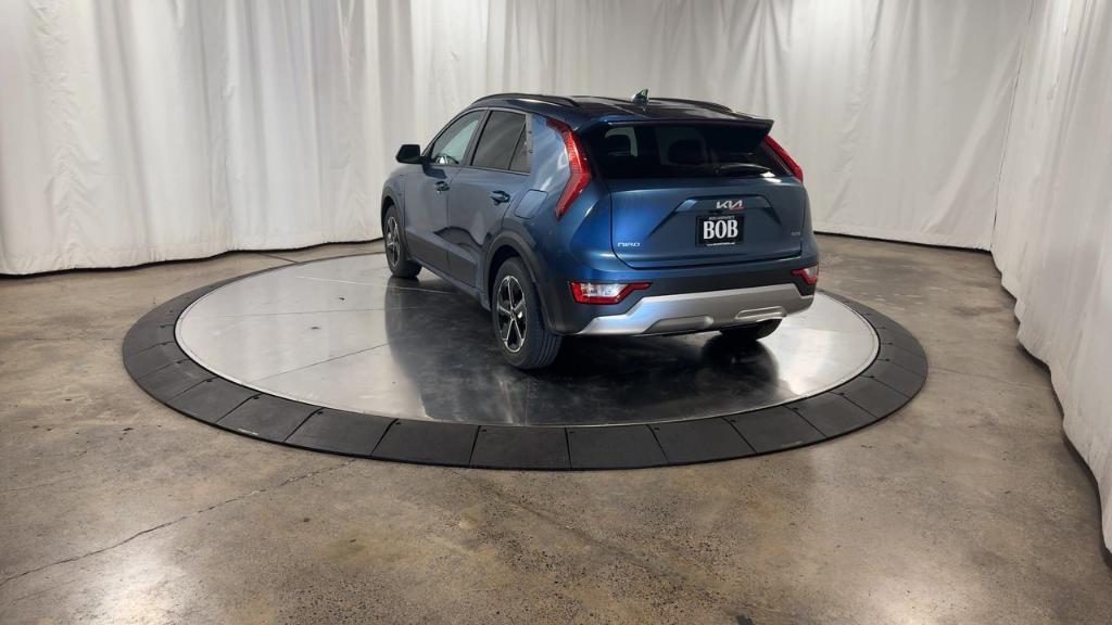 new 2025 Kia Niro Plug-In Hybrid car, priced at $36,021