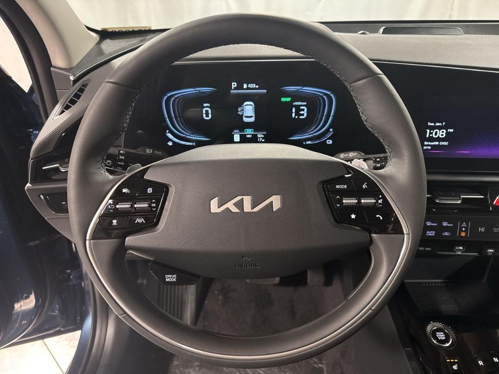 new 2025 Kia Niro Plug-In Hybrid car, priced at $36,021