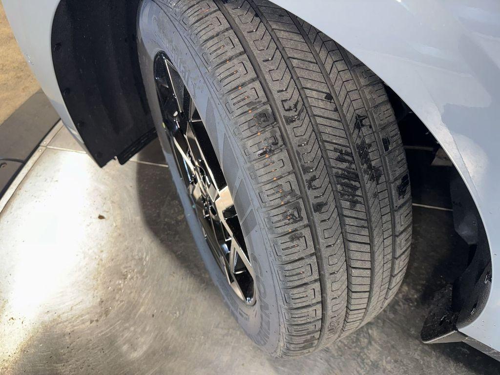 new 2025 Kia Carnival car, priced at $47,912