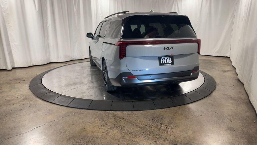 new 2025 Kia Carnival car, priced at $47,912