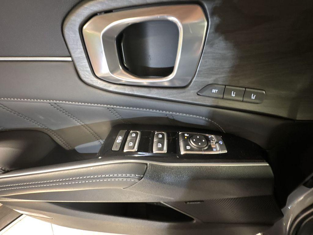 new 2025 Kia Sorento car, priced at $46,241