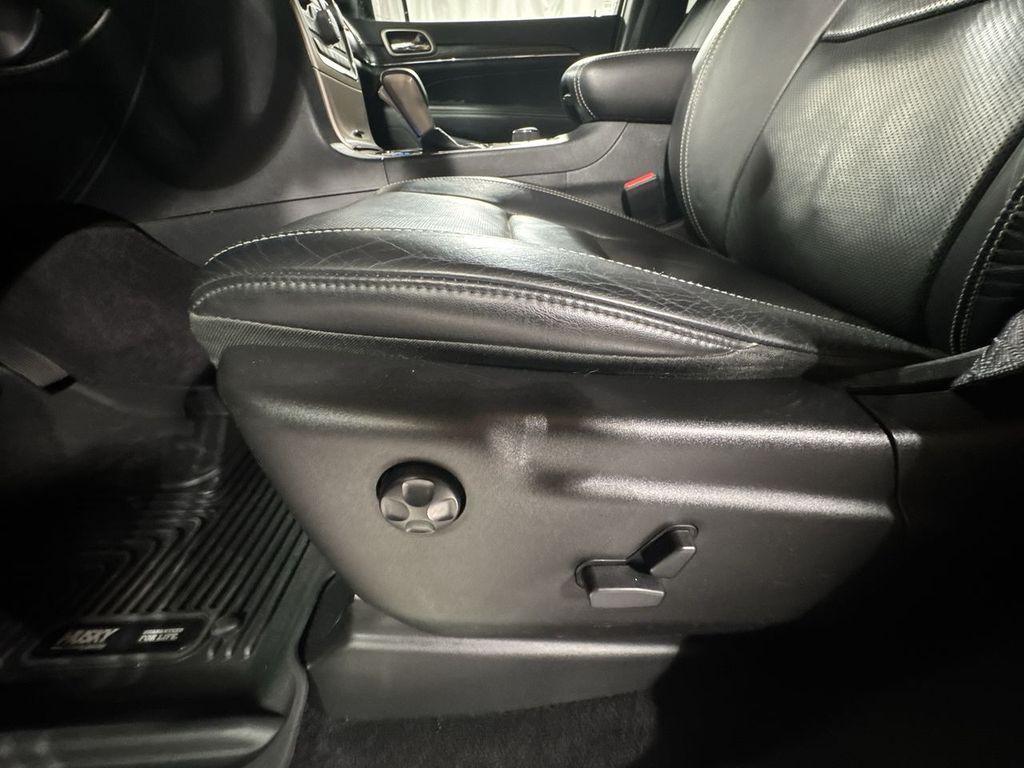 used 2017 Jeep Grand Cherokee car, priced at $15,885