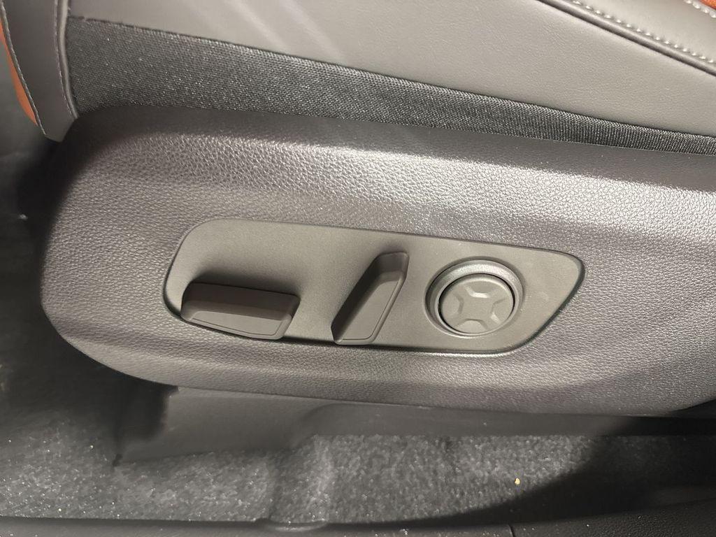 new 2026 Kia Carnival car, priced at $43,801