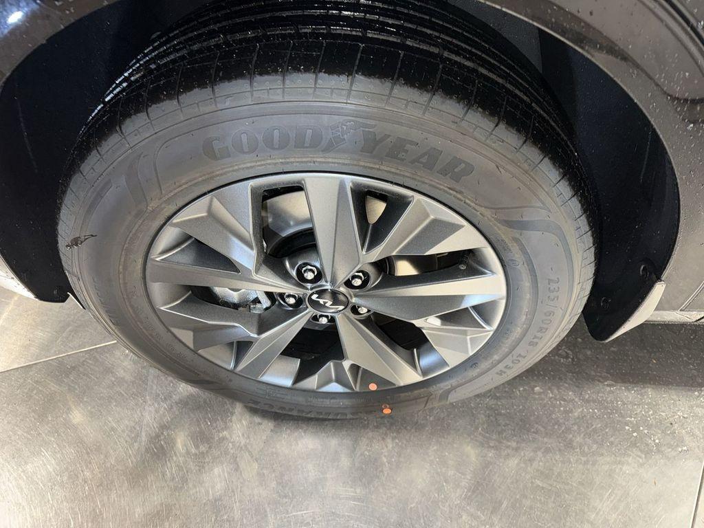 new 2025 Kia Sportage Hybrid car, priced at $38,916