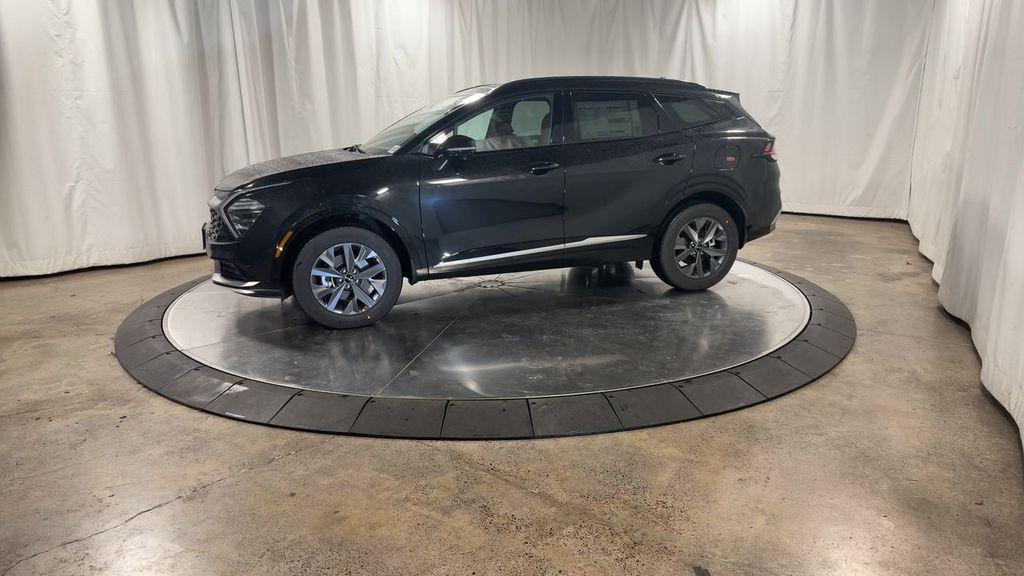 new 2025 Kia Sportage Hybrid car, priced at $38,916