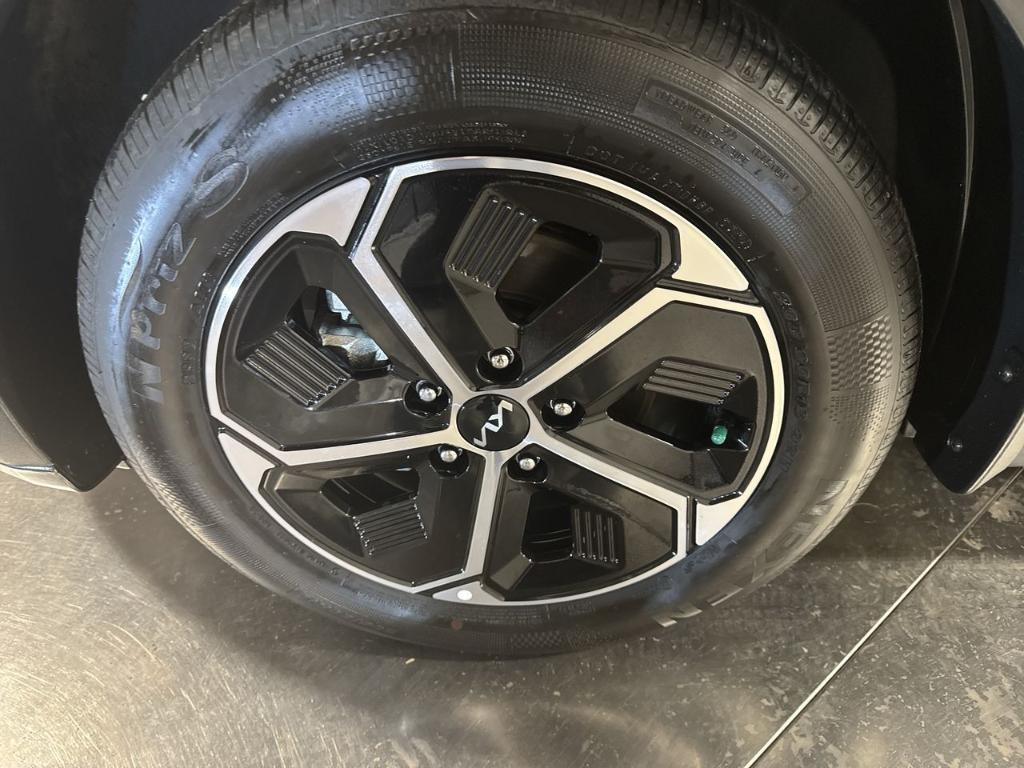used 2024 Kia Niro car, priced at $23,777