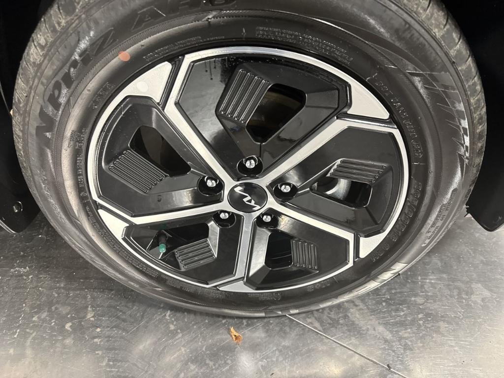used 2024 Kia Niro car, priced at $23,777