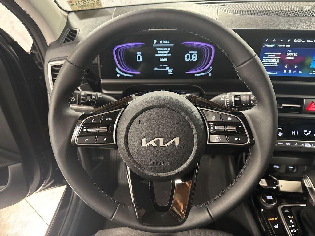 new 2025 Kia Seltos car, priced at $26,931