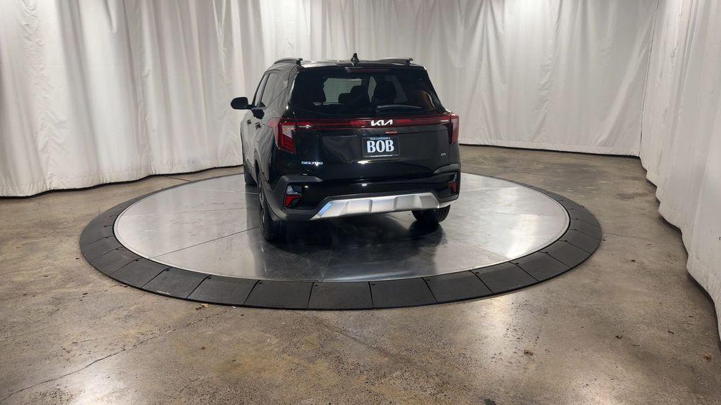 new 2025 Kia Seltos car, priced at $26,931