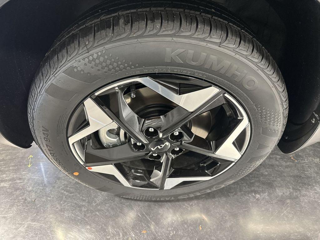 new 2025 Kia Seltos car, priced at $26,931