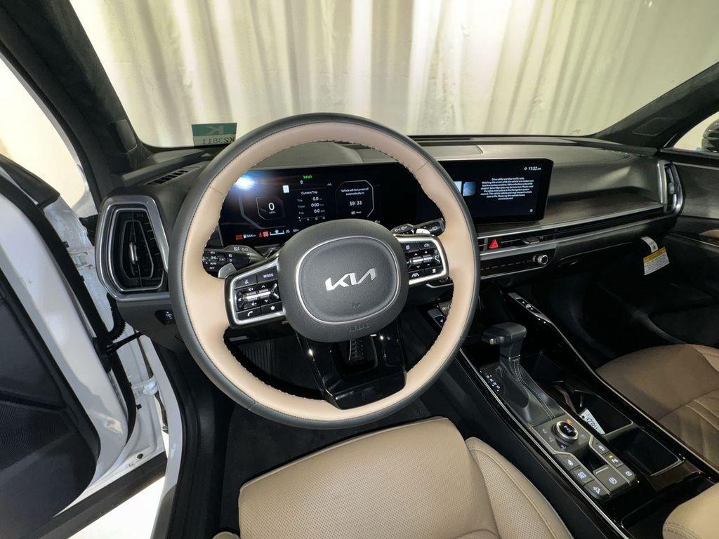 new 2025 Kia Sorento car, priced at $44,745