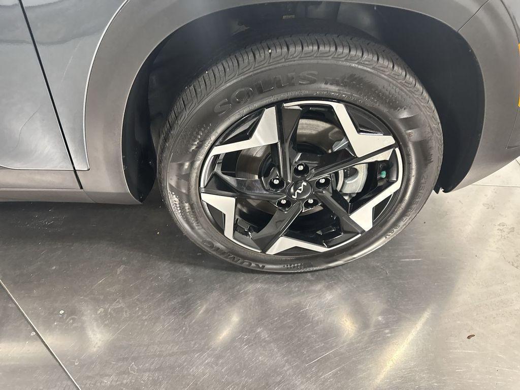 used 2024 Kia Seltos car, priced at $26,996