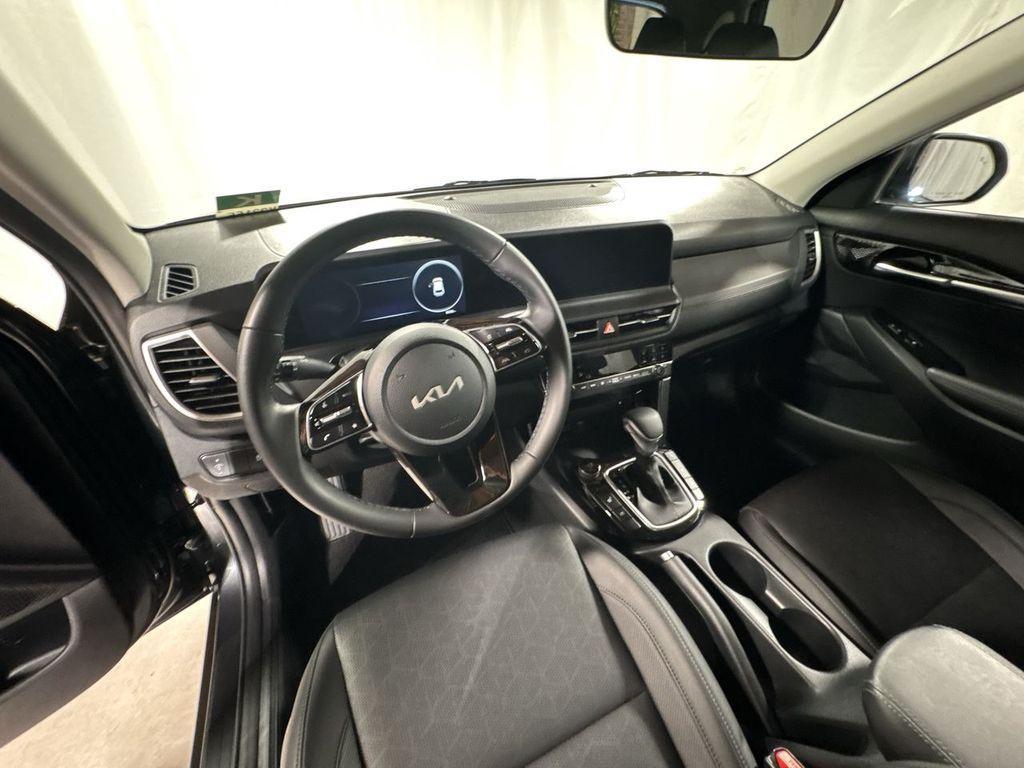 used 2024 Kia Seltos car, priced at $26,996