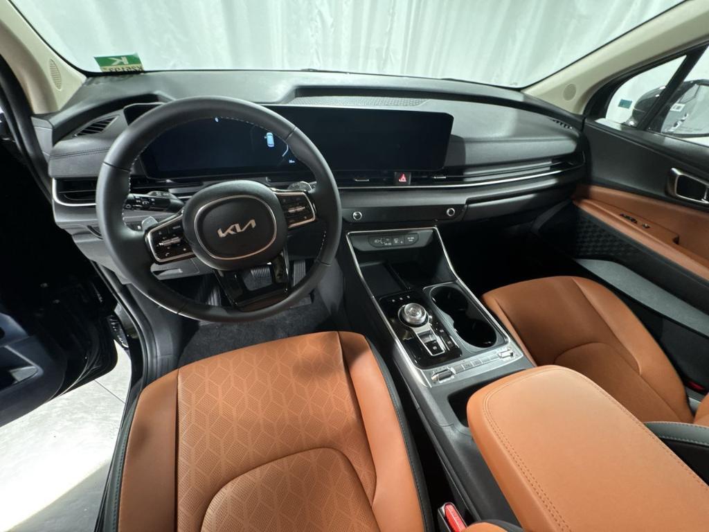 new 2026 Kia Carnival Hybrid car, priced at $47,127