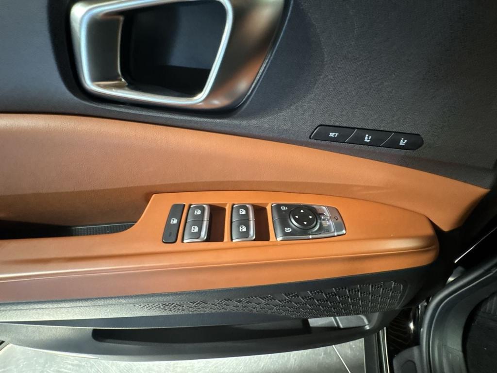 new 2026 Kia Carnival Hybrid car, priced at $47,127