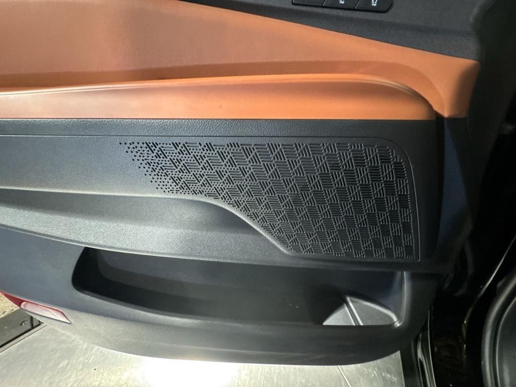 new 2026 Kia Carnival Hybrid car, priced at $47,127