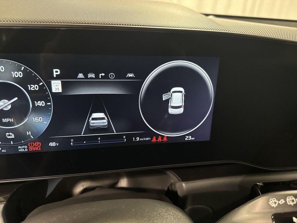 new 2025 Kia Niro EV car, priced at $33,817