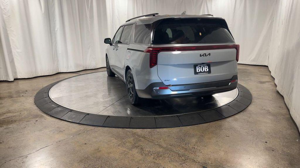 new 2025 Kia Carnival car, priced at $47,884
