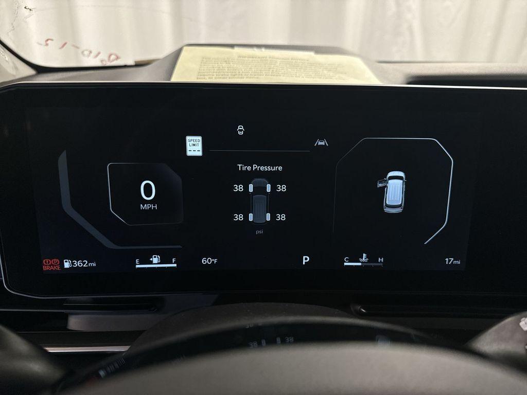 new 2025 Kia Carnival car, priced at $47,884