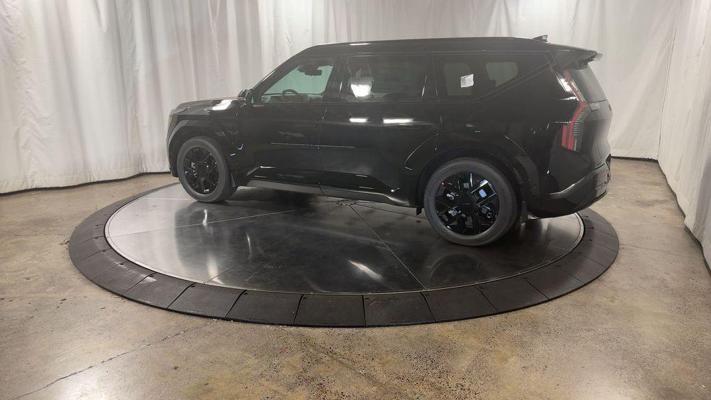 new 2026 Kia EV9 car, priced at $66,594