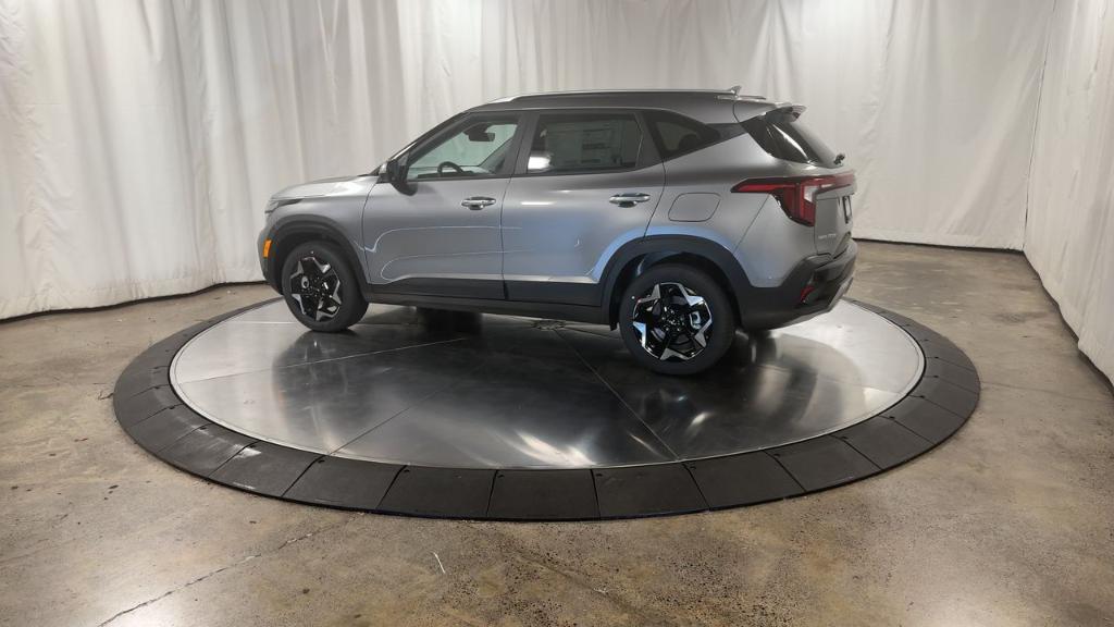 new 2026 Kia Seltos car, priced at $28,035