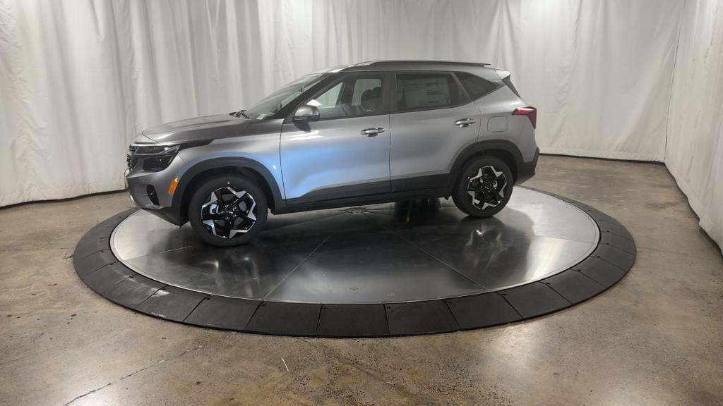new 2026 Kia Seltos car, priced at $28,035
