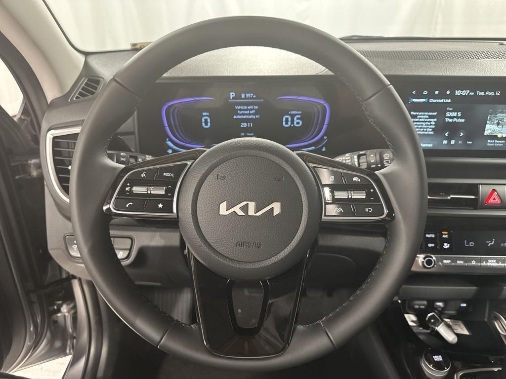 new 2026 Kia Seltos car, priced at $28,035