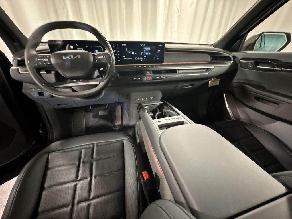 new 2026 Kia EV9 car, priced at $61,361