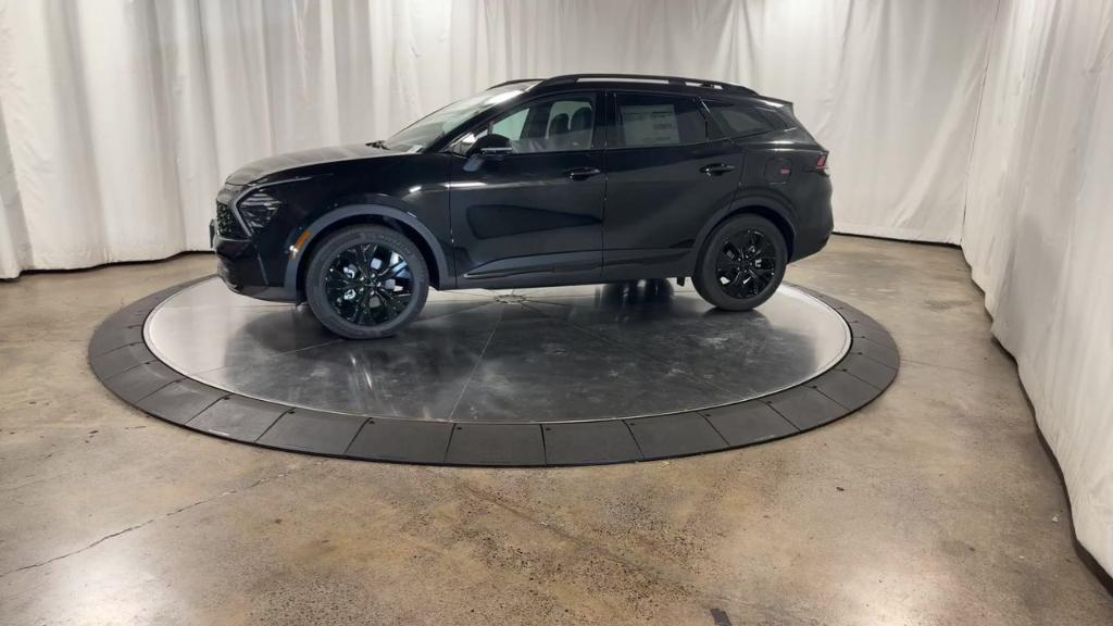 new 2025 Kia Sportage Plug-In Hybrid car, priced at $45,697