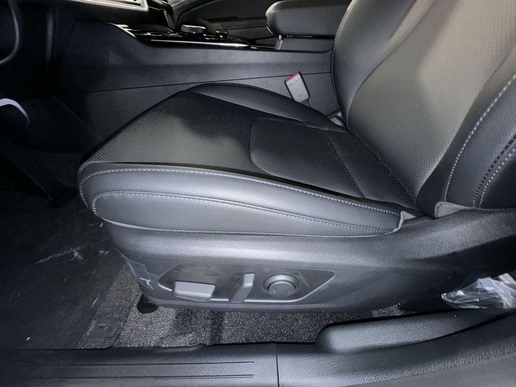 new 2025 Kia Sportage Hybrid car, priced at $33,680