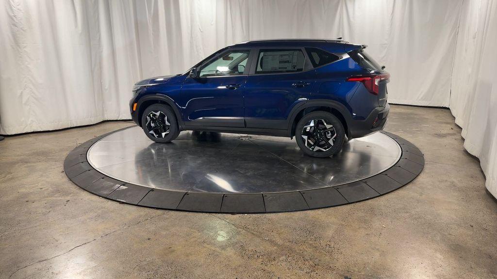 new 2025 Kia Seltos car, priced at $28,876