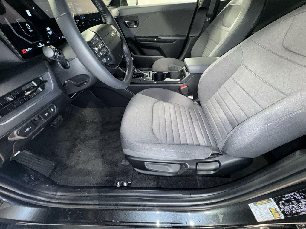 new 2025 Kia K4 car, priced at $23,965