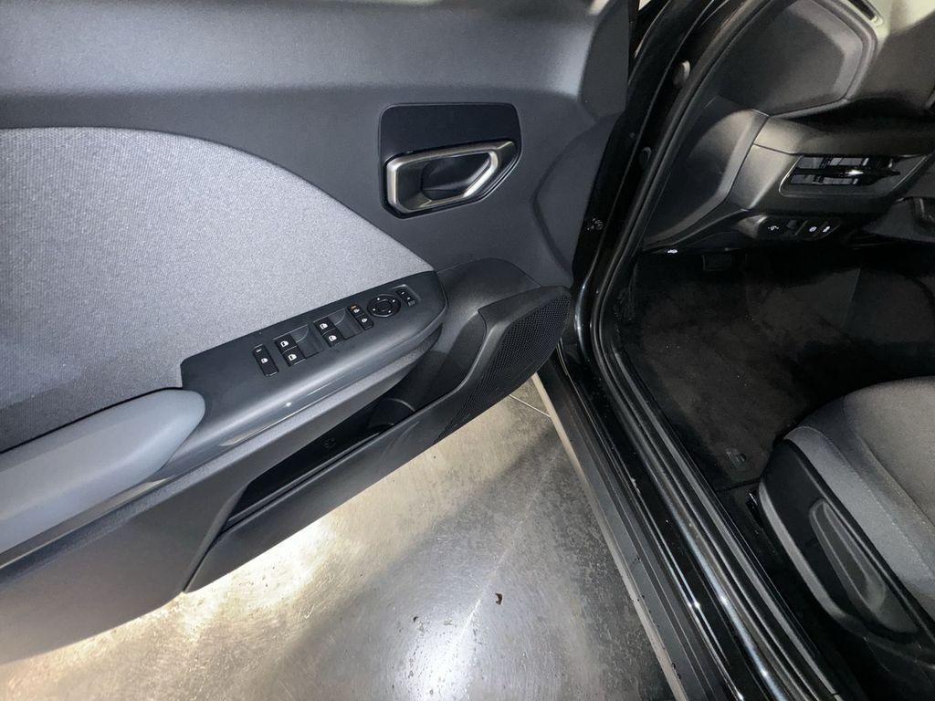 new 2025 Kia K4 car, priced at $23,965