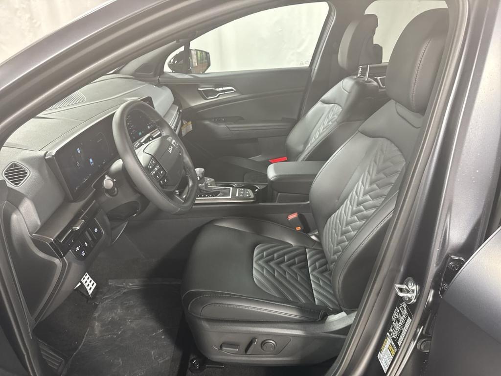 new 2026 Kia Sportage car, priced at $40,925